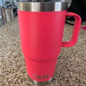 20oz YETI Rambler